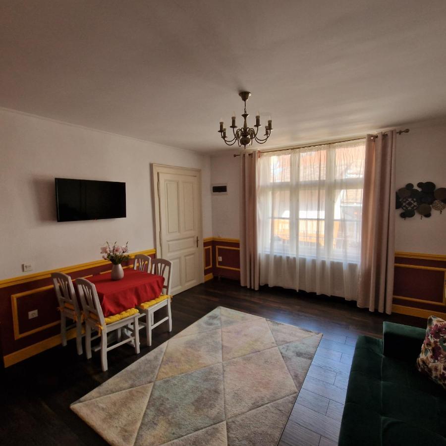 Central Park Apartment Σιγκισοάρα Εξωτερικό φωτογραφία
